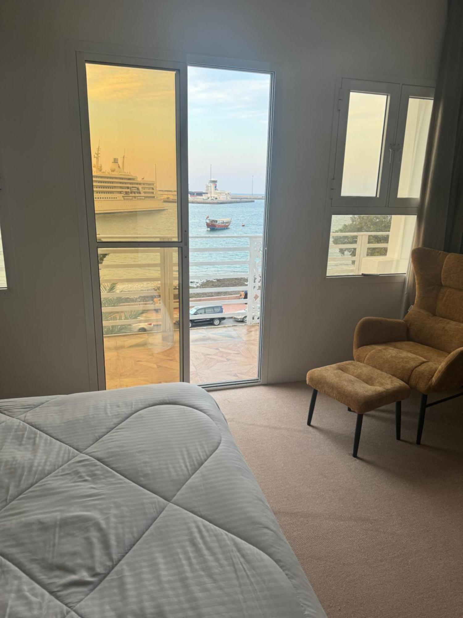 شقة Muttrah Souq And Sea View مسقط المظهر الخارجي الصورة