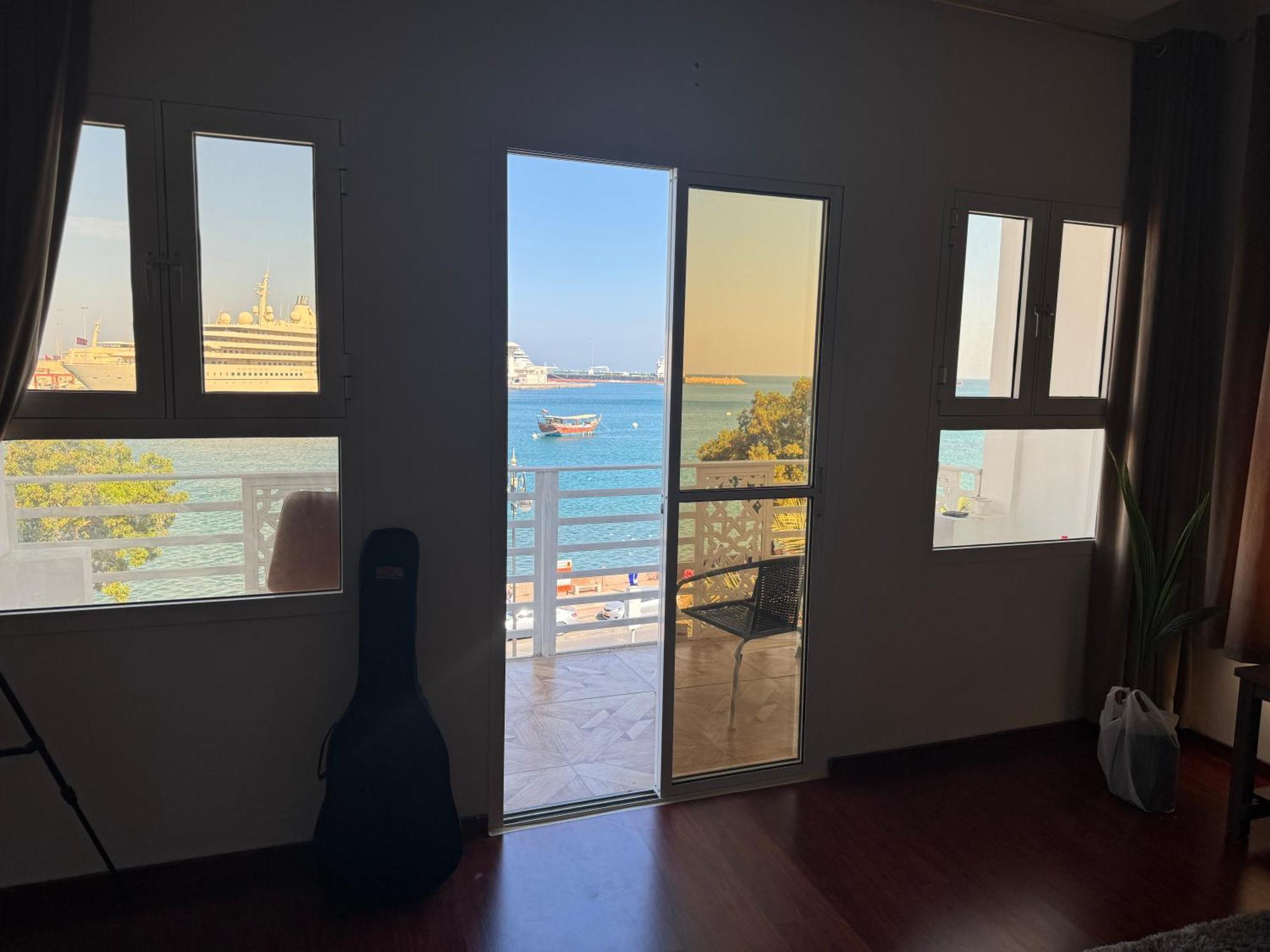 شقة Muttrah Souq And Sea View مسقط المظهر الخارجي الصورة