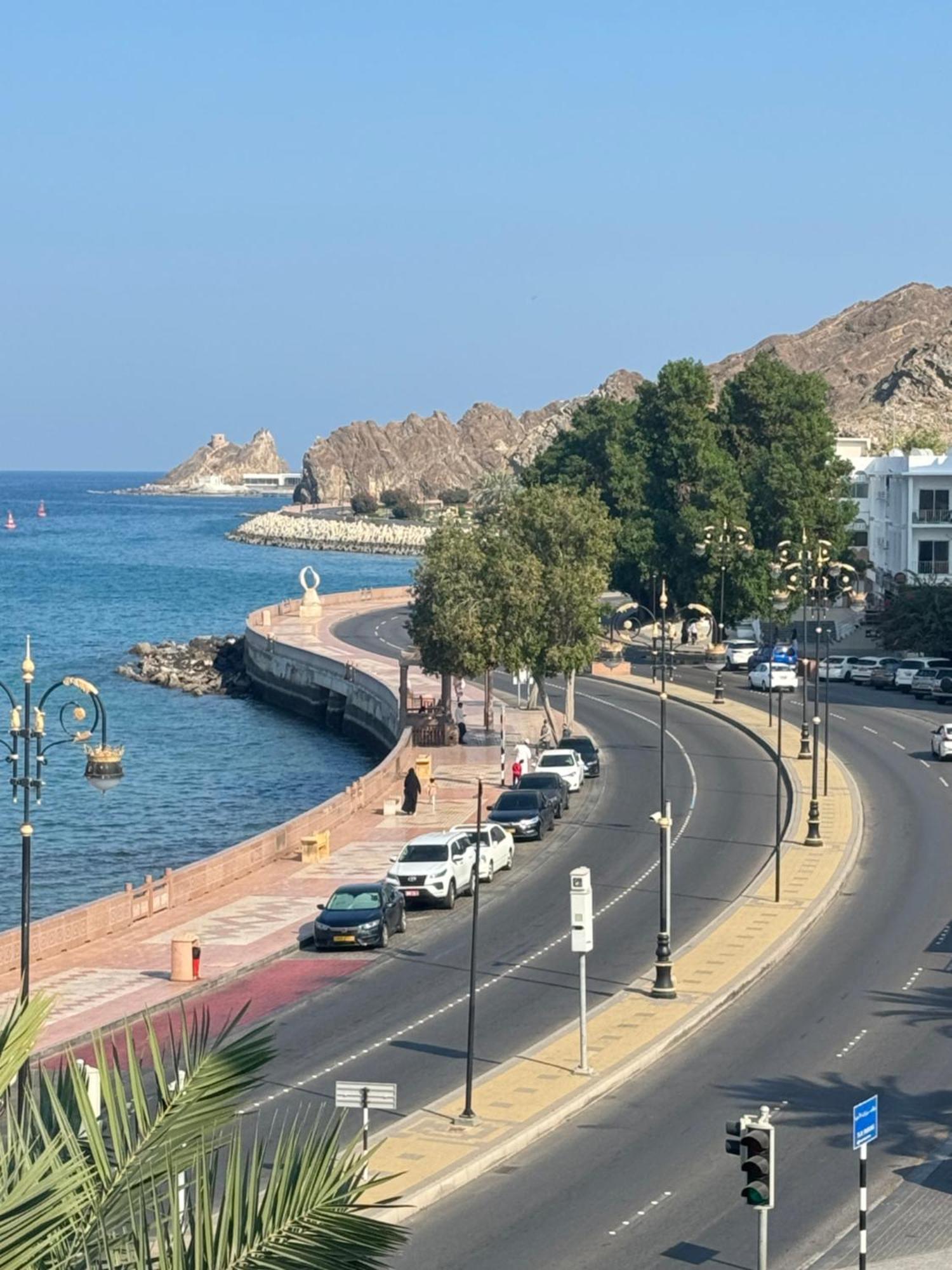 شقة Muttrah Souq And Sea View مسقط المظهر الخارجي الصورة